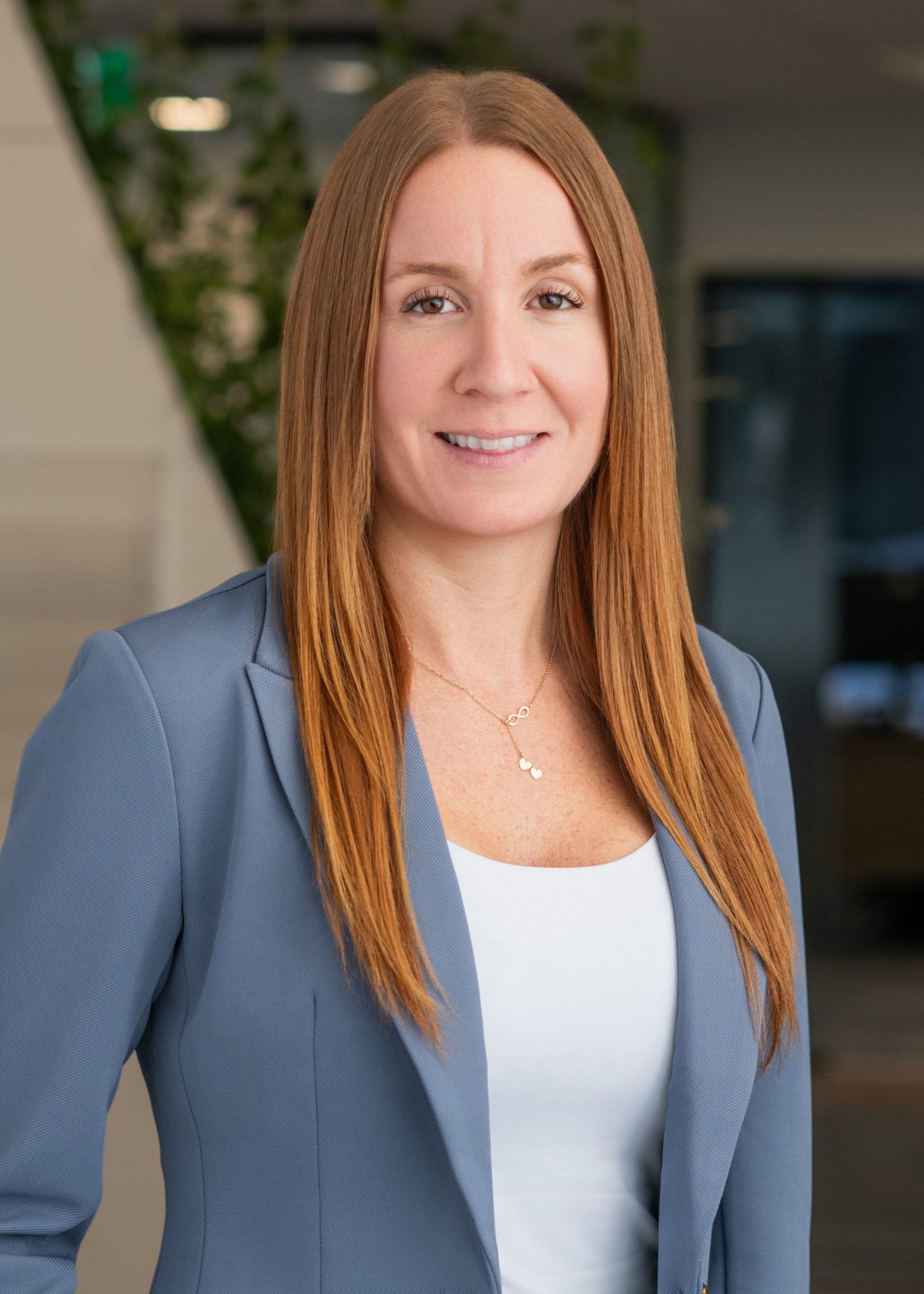 Marie-Ève Dupuis, Associée